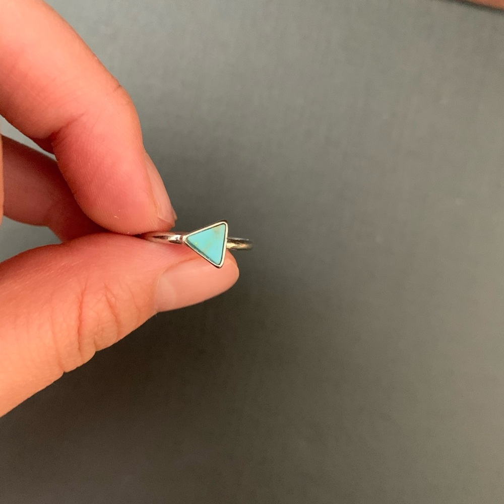 Adorable triangle ring